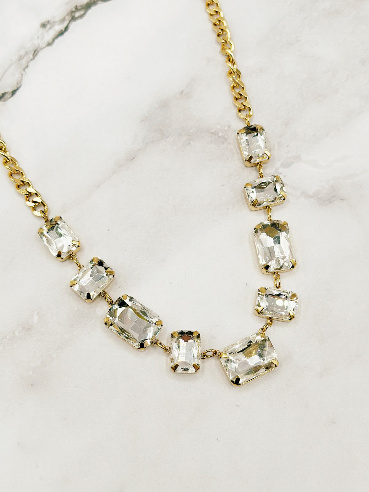 Collier Sila